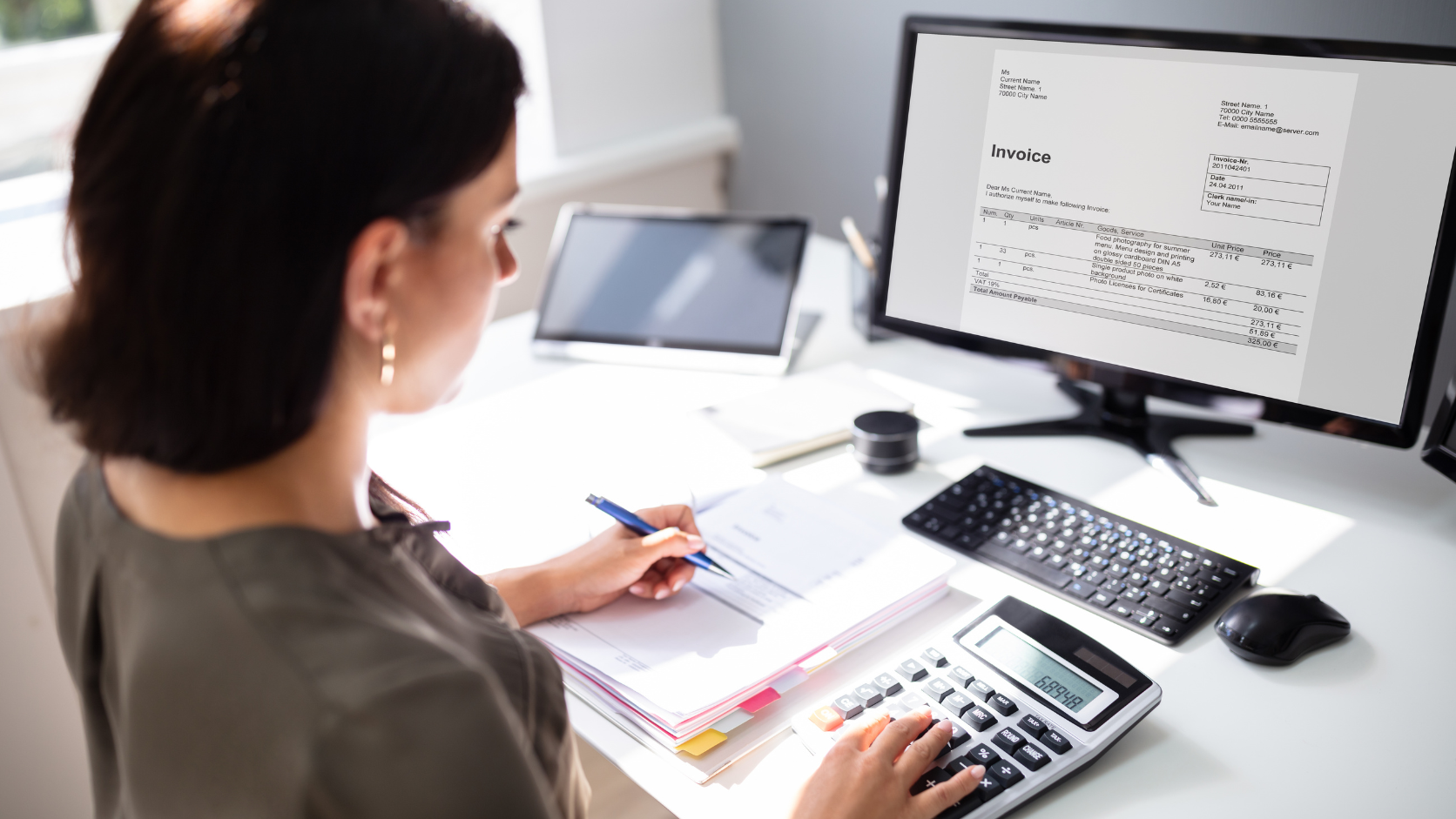 Client advisory services for business financial management